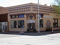 USA - Winslow AZ - Roadwprks Gift Store (25 Apr 2009)